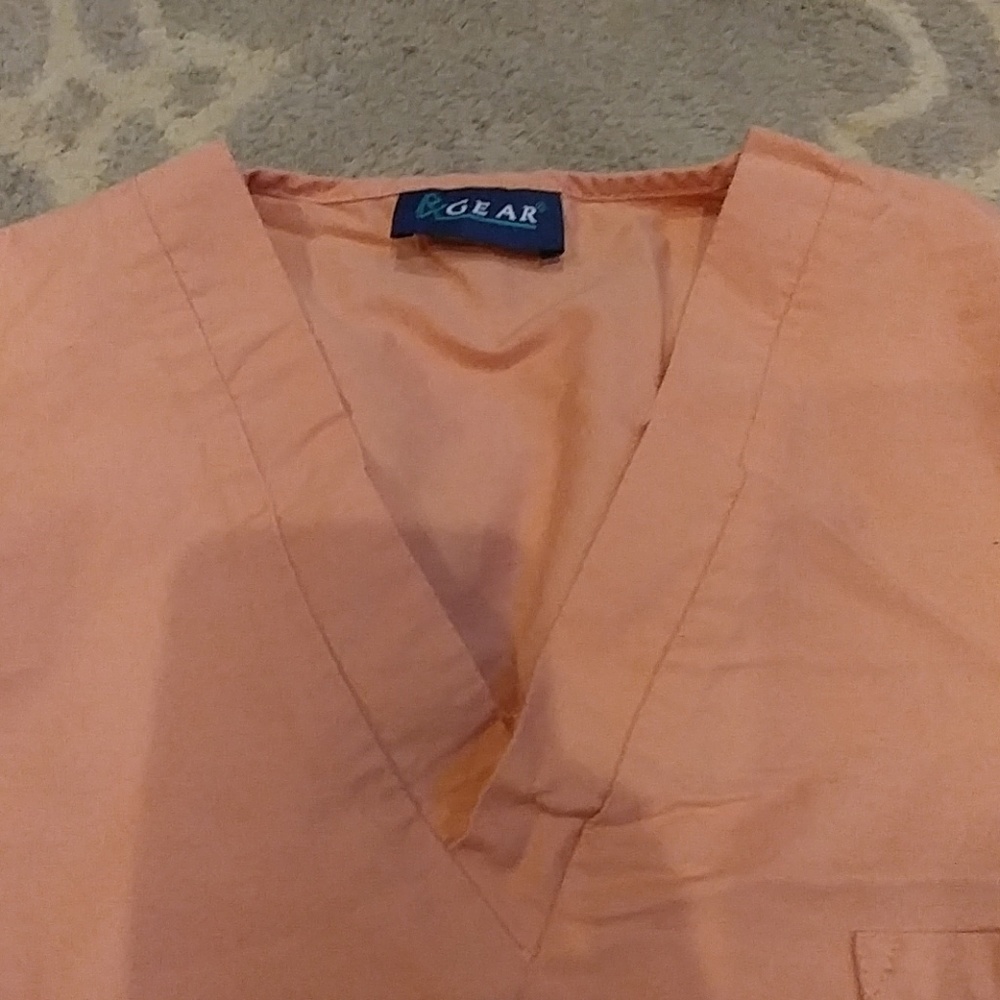 Scrub top - Picture 2 of 2